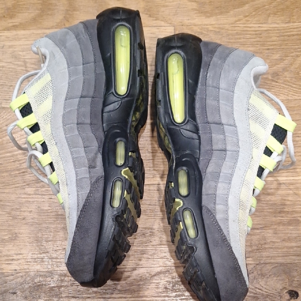 Nike Grey and Volt Air Max 95 Sneakers - Picture 3 of 8
